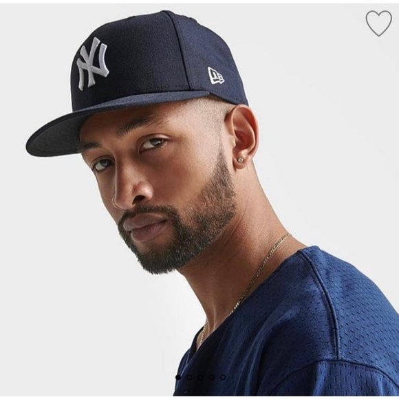 Cap New York NY Yankees New Era Fitted Hat black white - Picture 1 of 2